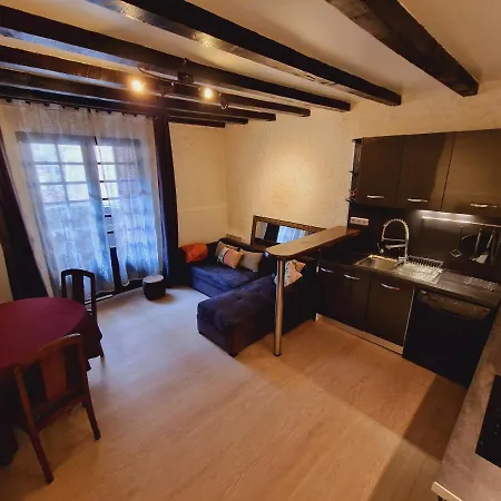 Lejlighed T2 Au Coeur De La Vieille Ville, Proche Tous Comme Corte (Corsica)